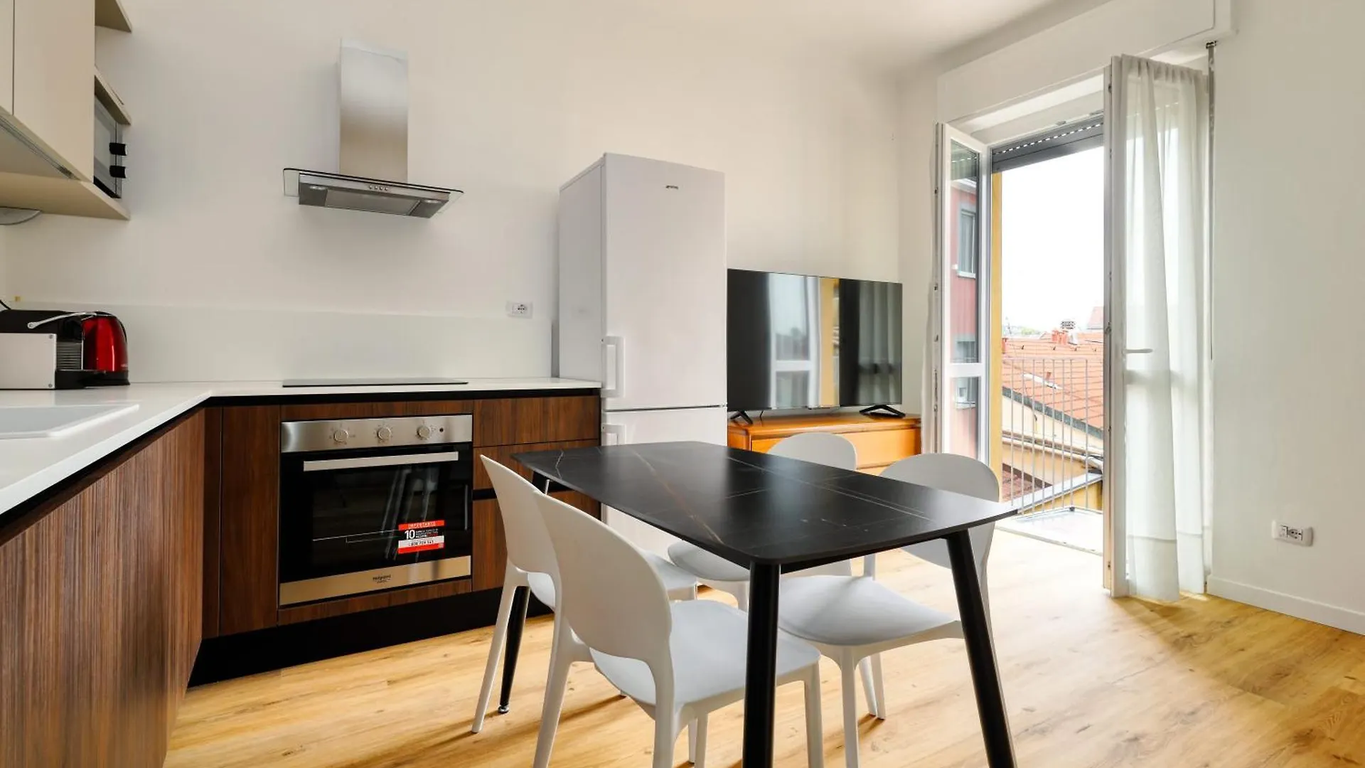 Joivy 1-Bed Apartment With Balcony Near Subway 米兰